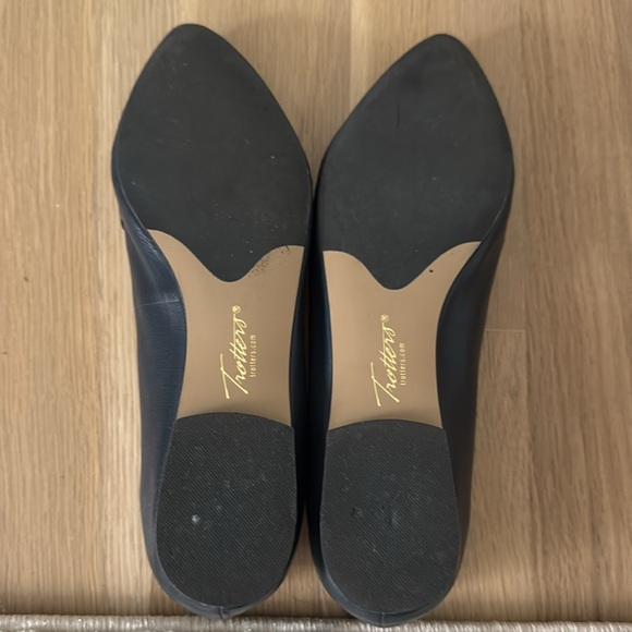 VGUC Trotters Dark Navy Estee Woven 7M - Picture 9 of 13